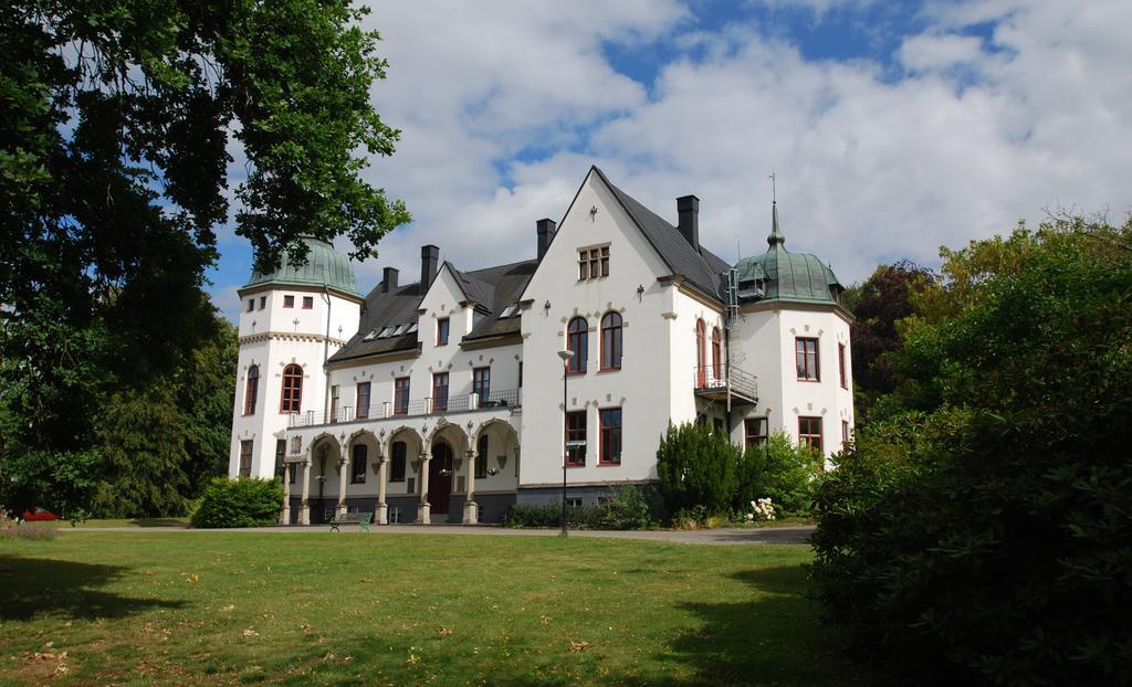 Hellidens Slott Ξενοδοχείο Tidaholm Εξωτερικό φωτογραφία